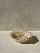 Load image into Gallery viewer, Onyx Deep Dish - Raw cut #1 - Little Quartz Co Crystals