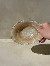 Load image into Gallery viewer, Onyx Deep Dish - Raw cut #1 - Little Quartz Co Crystals