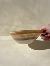 Load image into Gallery viewer, Onyx Deep Dish - Raw cut #3 - Little Quartz Co Crystals