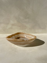 Load image into Gallery viewer, Onyx Deep Dish - Raw cut #3 - Little Quartz Co Crystals