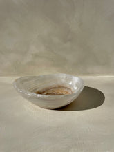 Load image into Gallery viewer, Onyx Deep Dish- Raw cut #4 - Little Quartz Co Crystals