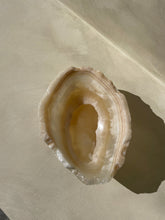 Load image into Gallery viewer, Onyx Deep Dish- Raw cut #5 - Little Quartz Co Crystals